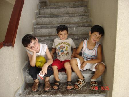 1 mhom 2 nachit 3 na3s okay 7lam