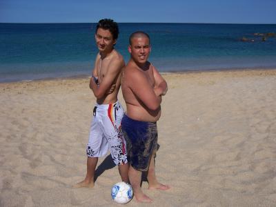 two friends ...azedine is slim but souhaib is fat in the beach