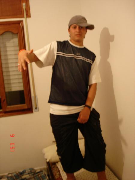 ...rida... l3ayel dkhalto dazeddine ok ...flip fdar...